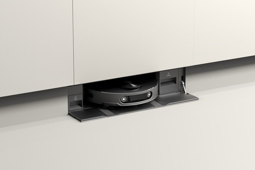 LG ha creado un robot aspirador “invisible”. Se guarda bajo el fregadero, hace poco ruido y mantiene la mopa siempre lista
